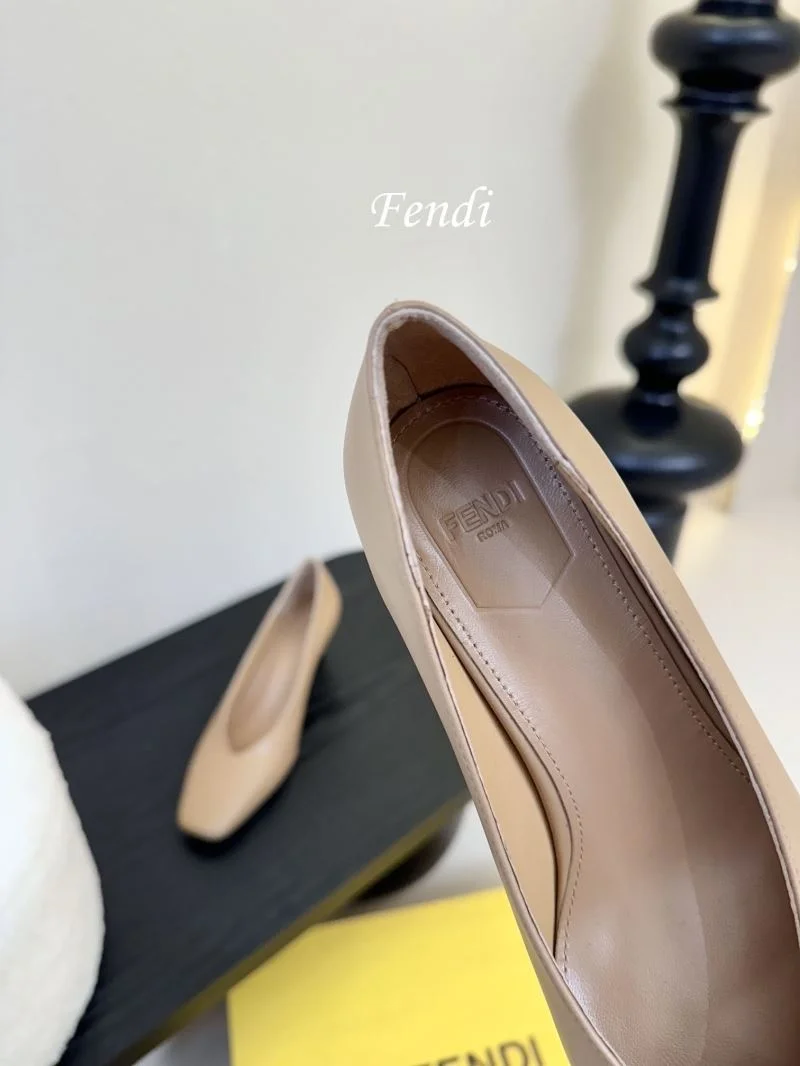 Practical Fendi Heeled Shoes 23756