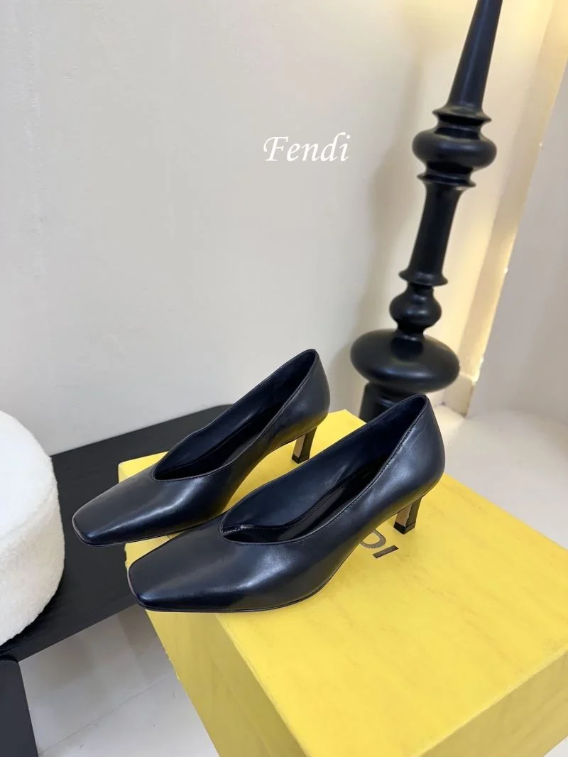 Fendi Heeled Shoes Vibrant 23755