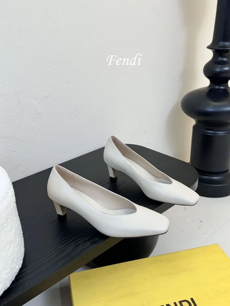 UrbanStyle Fendi Heeled Shoes 23754
