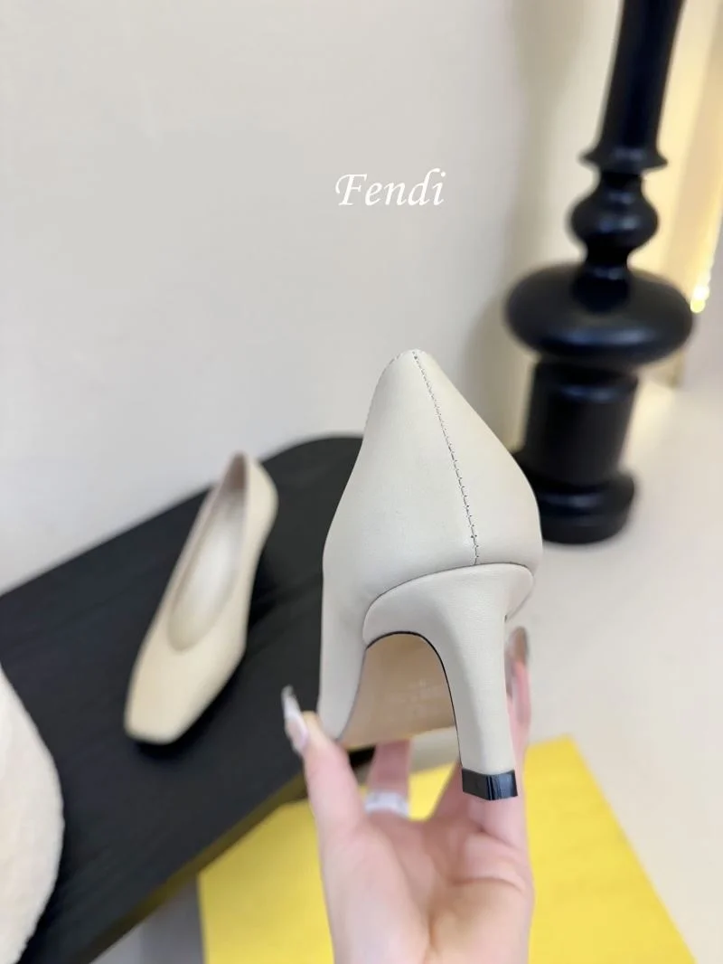 UrbanStyle Fendi Heeled Shoes 23754