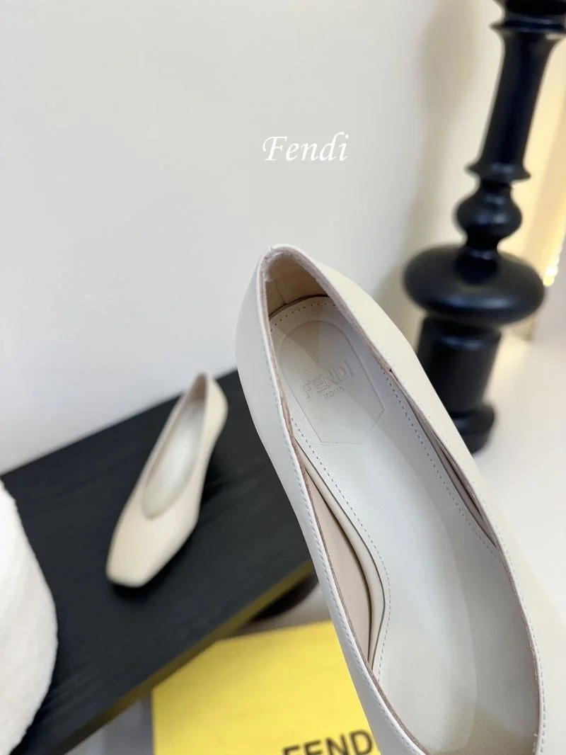 UrbanStyle Fendi Heeled Shoes 23754
