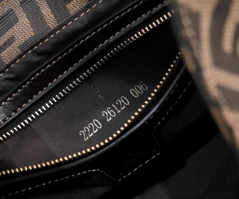 Fendi Hobo Bags FastDry 85352