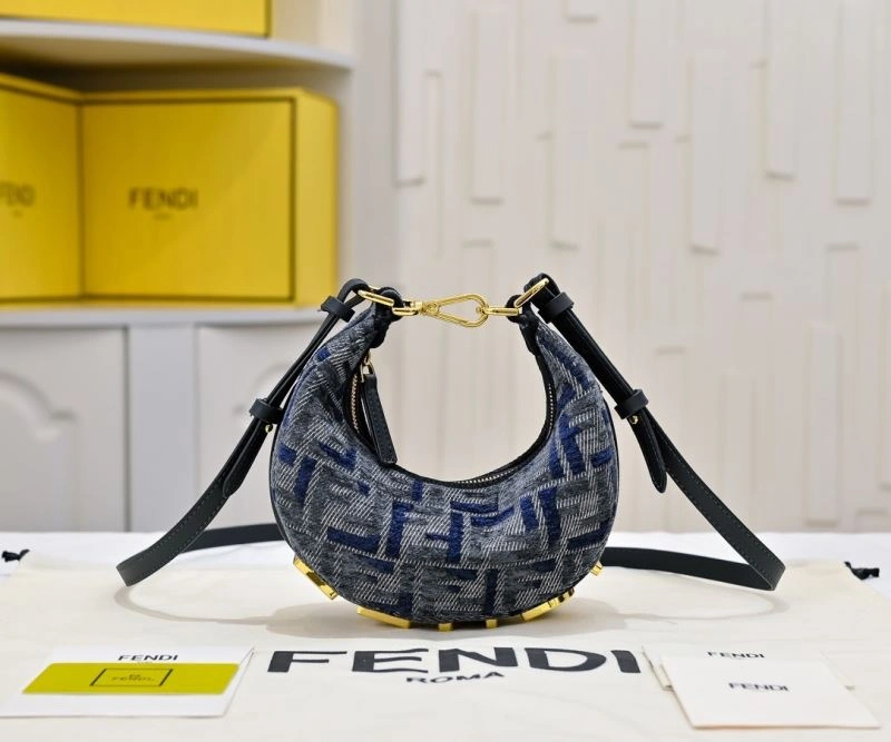 Fendi Hobo Bags EasyCare 85343
