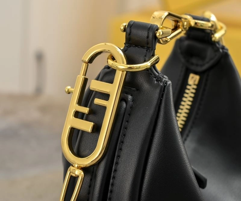 Fendi Hobo Bags Lightweight 78957