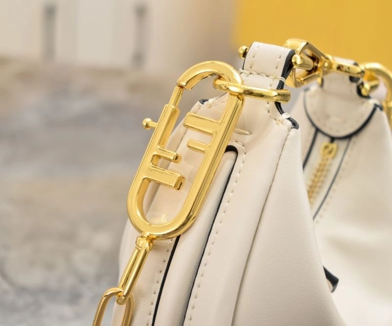 Fendi Hobo Bags Reliable 85334