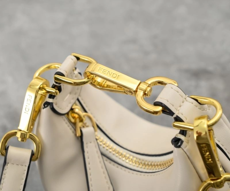 Fendi Hobo Bags Reliable 85334