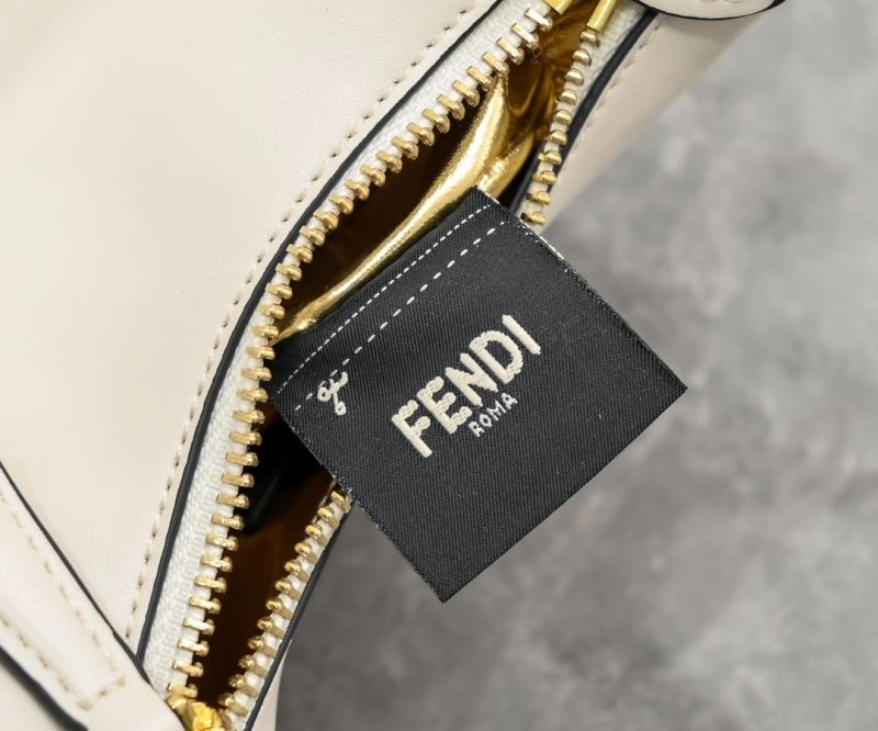 Fendi Hobo Bags Reliable 85334