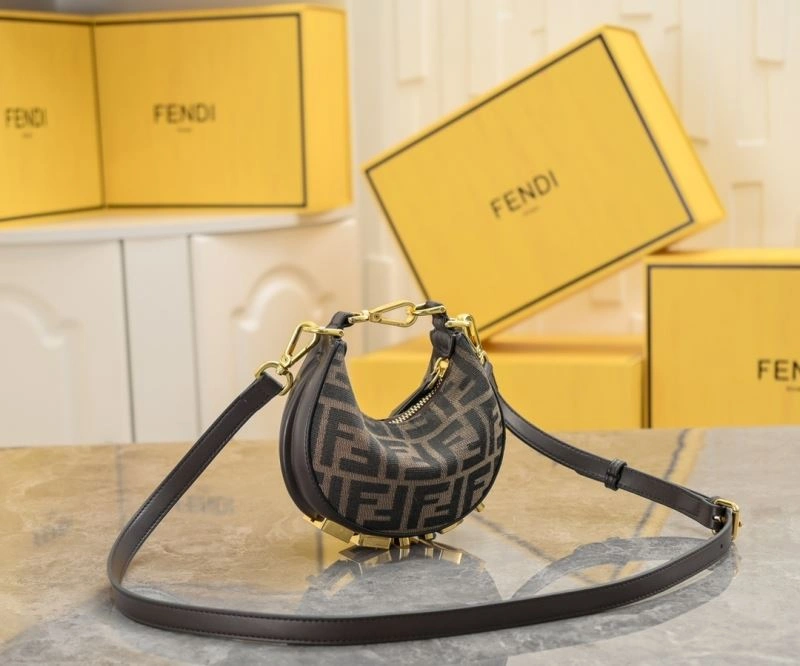 Fendi Hobo Bags EasyMatch 85344