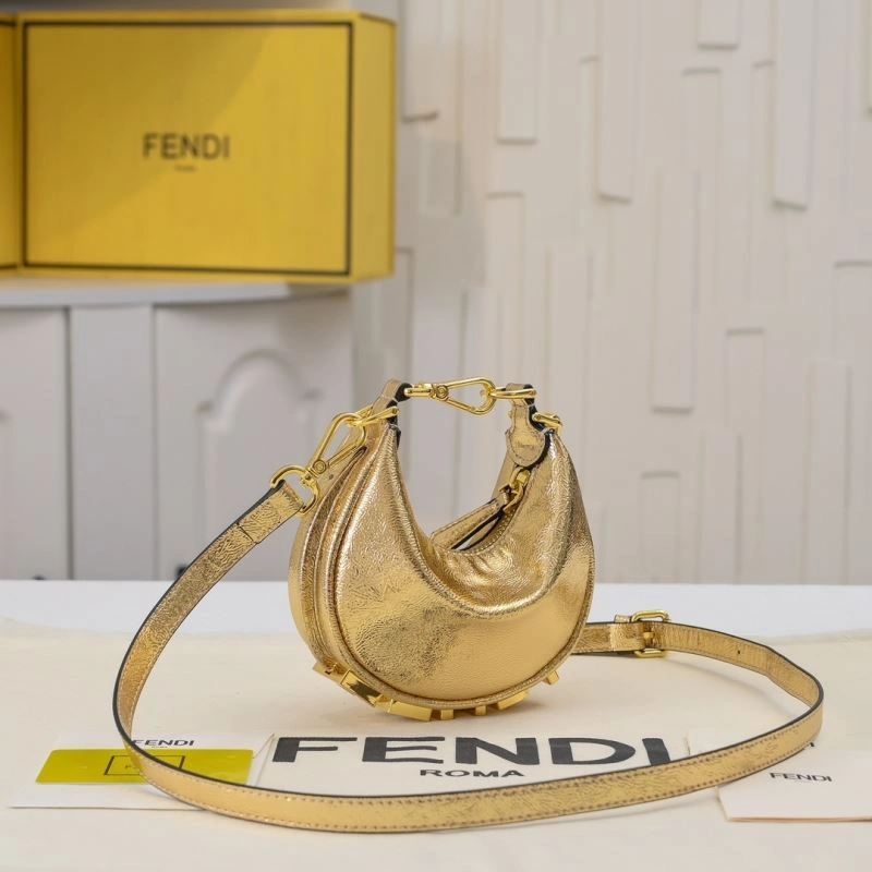 Fendi Hobo Bags Trendsetting 85348