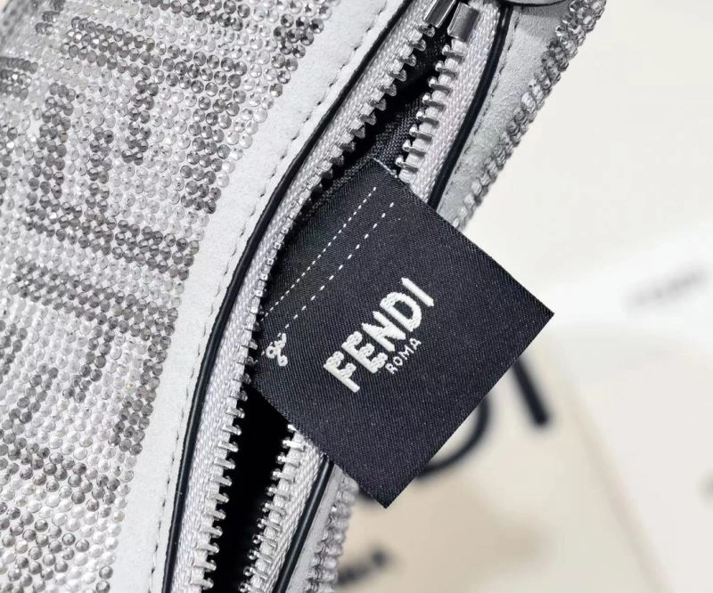 ZipUp Fendi Hobo Bags 85340