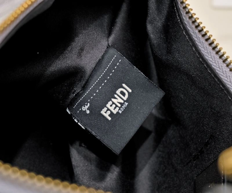 WaterResistant Fendi Hobo Bags 85335