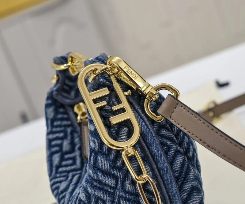 Modern Fendi Hobo Bags 85329