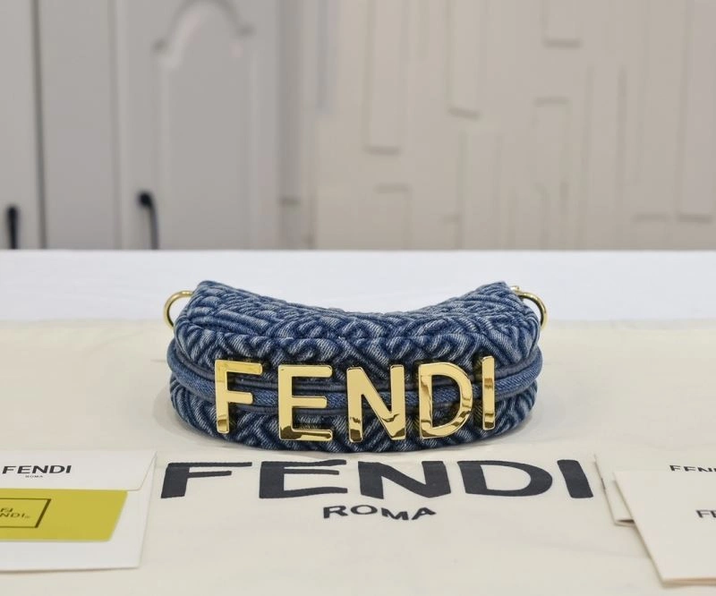 Modern Fendi Hobo Bags 85329