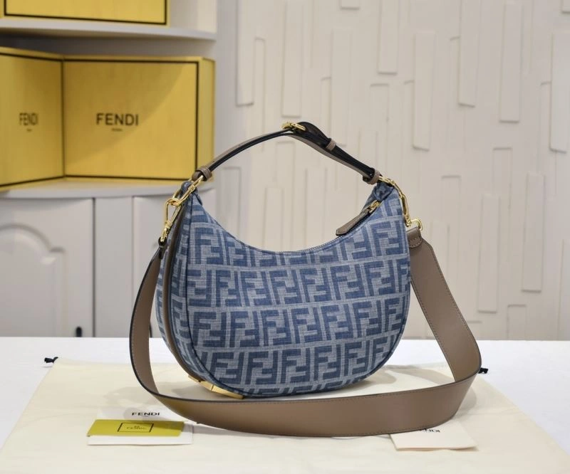 Fendi Hobo Bags Durable 85323