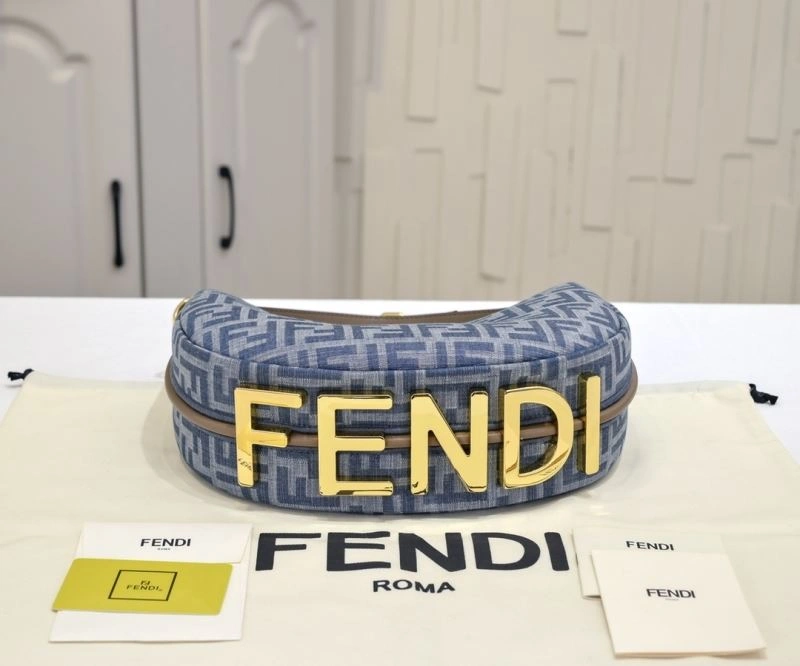 Fendi Hobo Bags Durable 85323