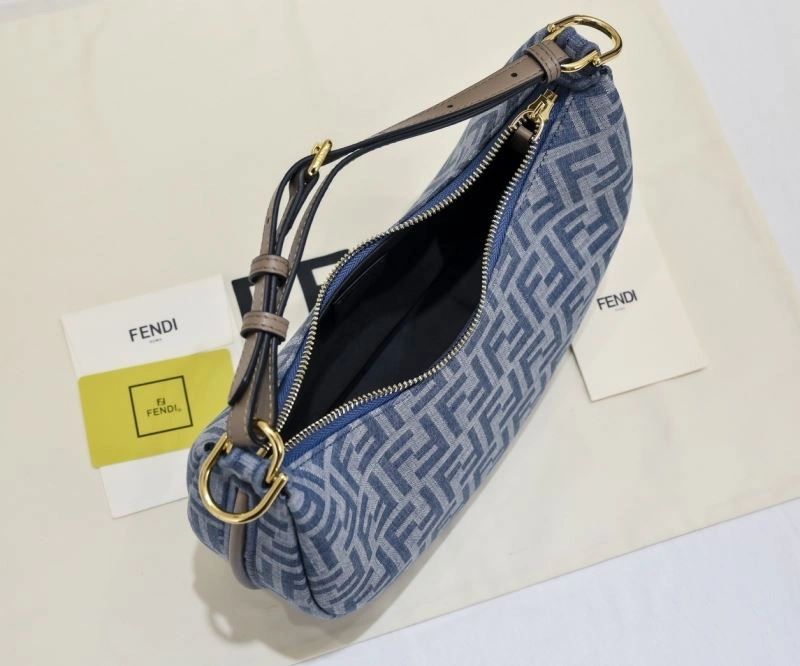 Fendi Hobo Bags Durable 85323