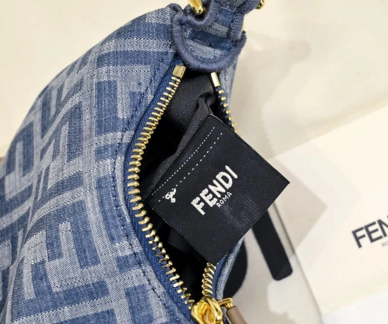 Fendi Hobo Bags ModernLook 85359