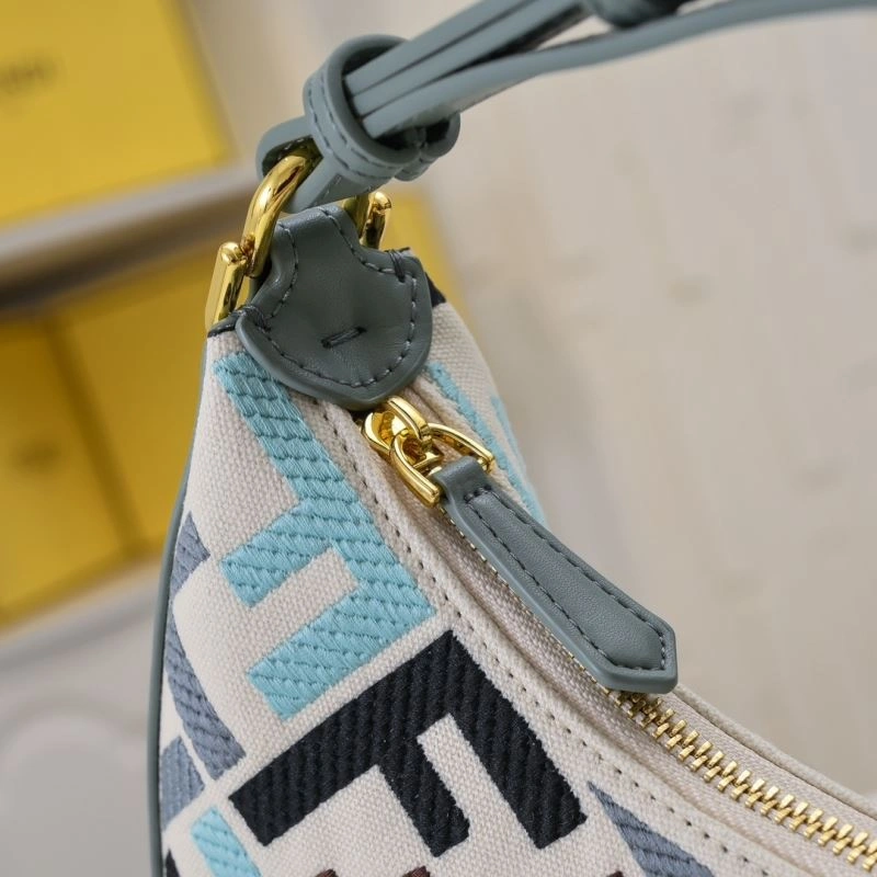 Fendi Hobo Bags Comfortable 85318
