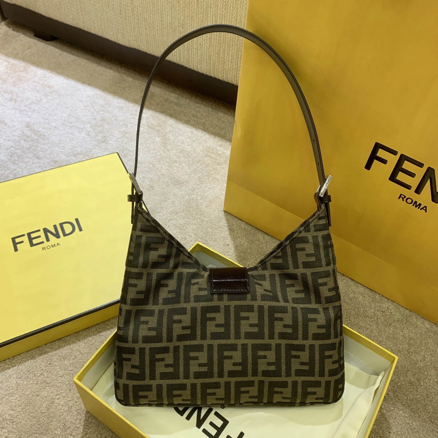 Fendi Hobo Bags SportInspired 76836