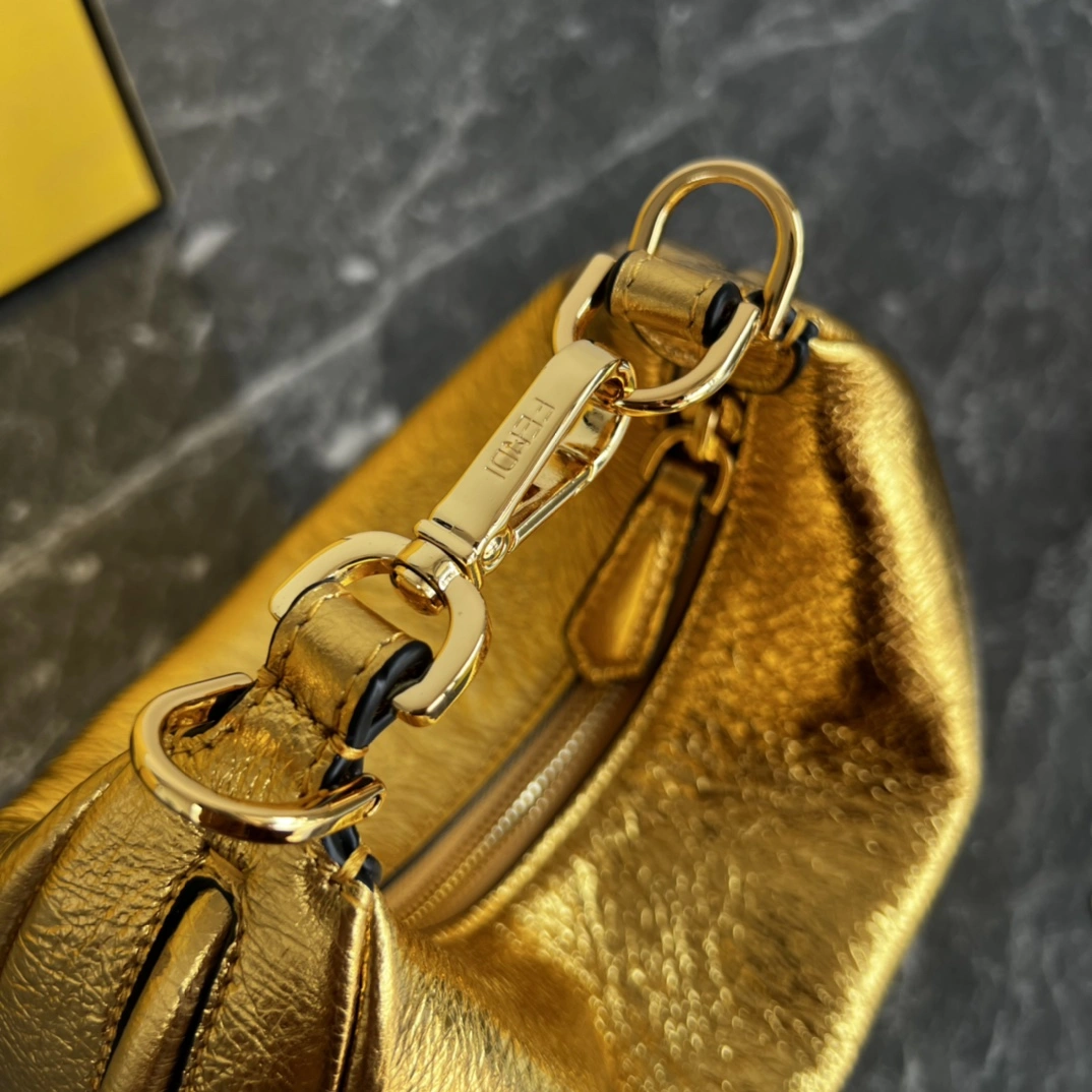 Fendi Hobo Bags QuickDry 76825
