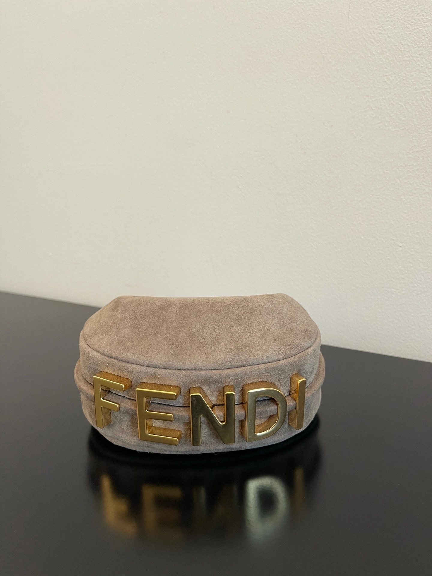 Fendi Hobo Bags TimelessDesign 76812