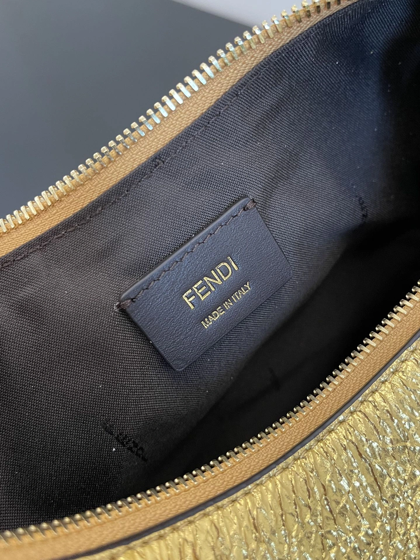 Sustainable Fendi Hobo Bags 76813
