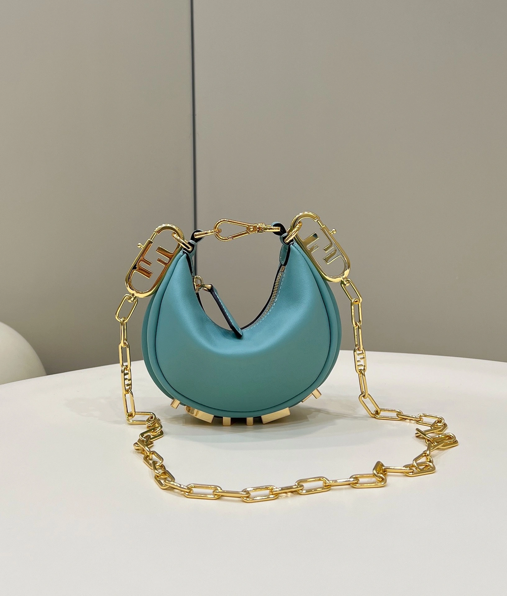 Fendi Hobo Bags HighPerformance 76808