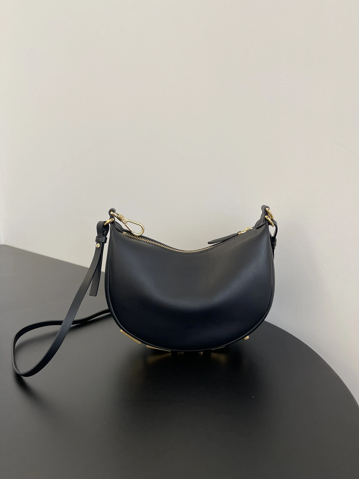 Fendi Hobo Bags Affordable 76799