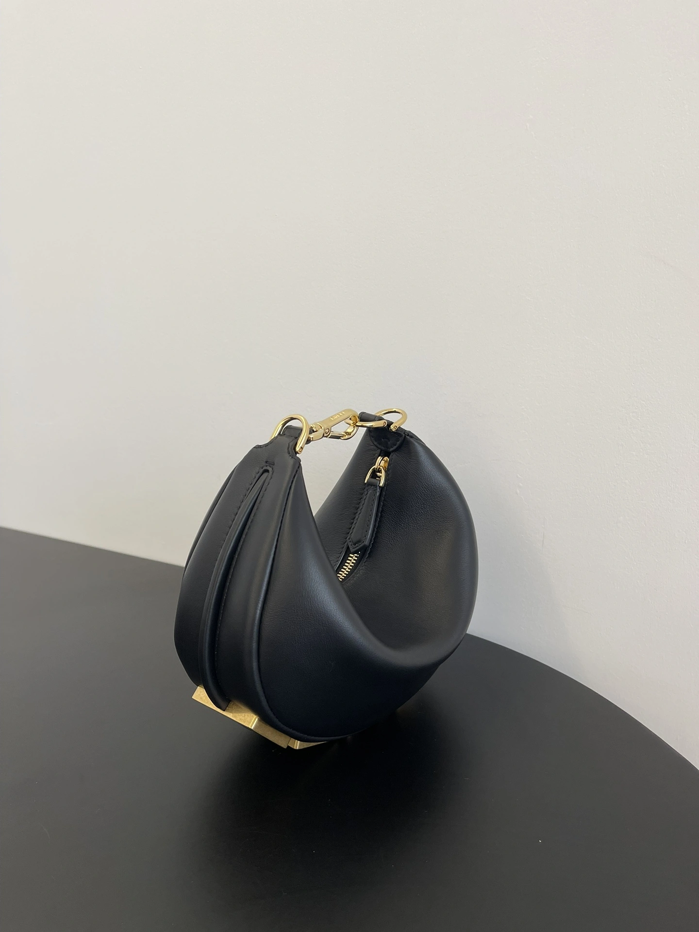Fendi Hobo Bags Affordable 76799