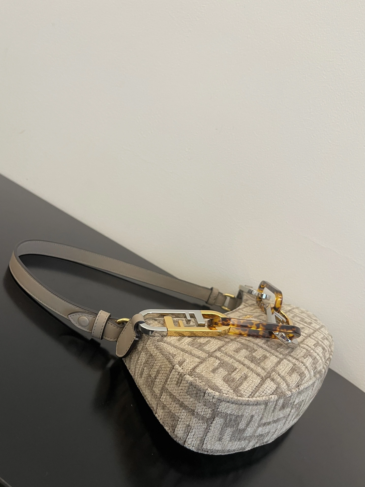 Attractive Fendi Hobo Bags 69890