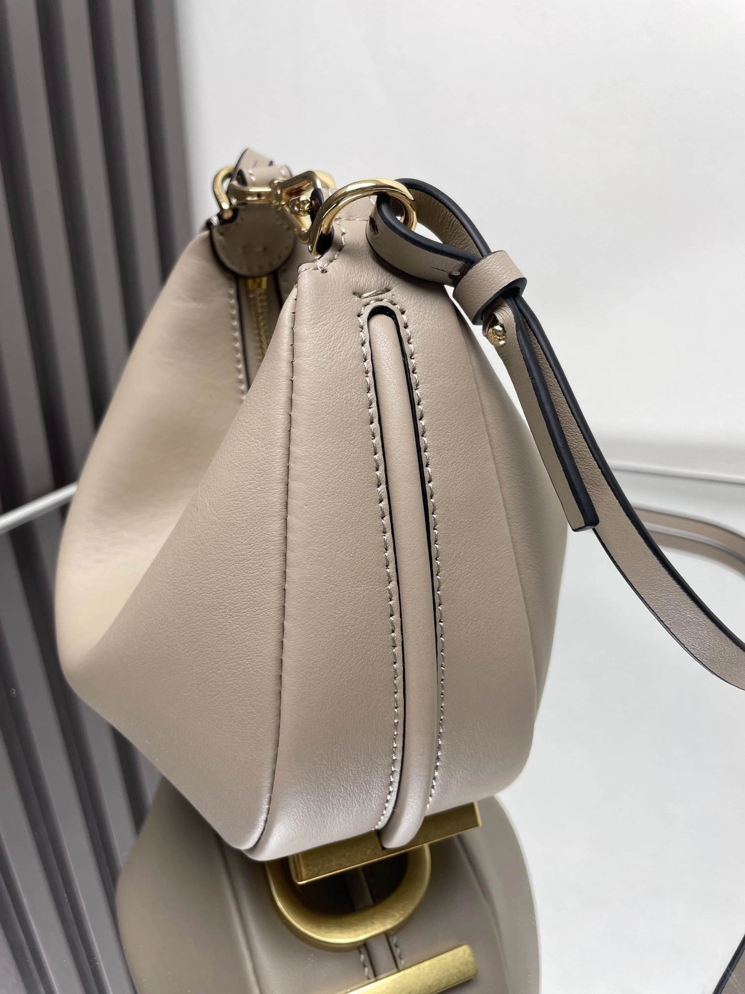EasyCare Fendi Hobo Bags 69882