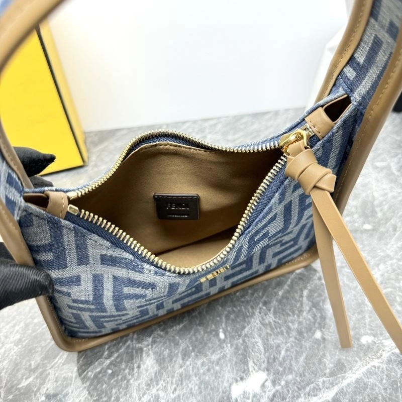 Fendi Hobo Bags EasyMatch 57795