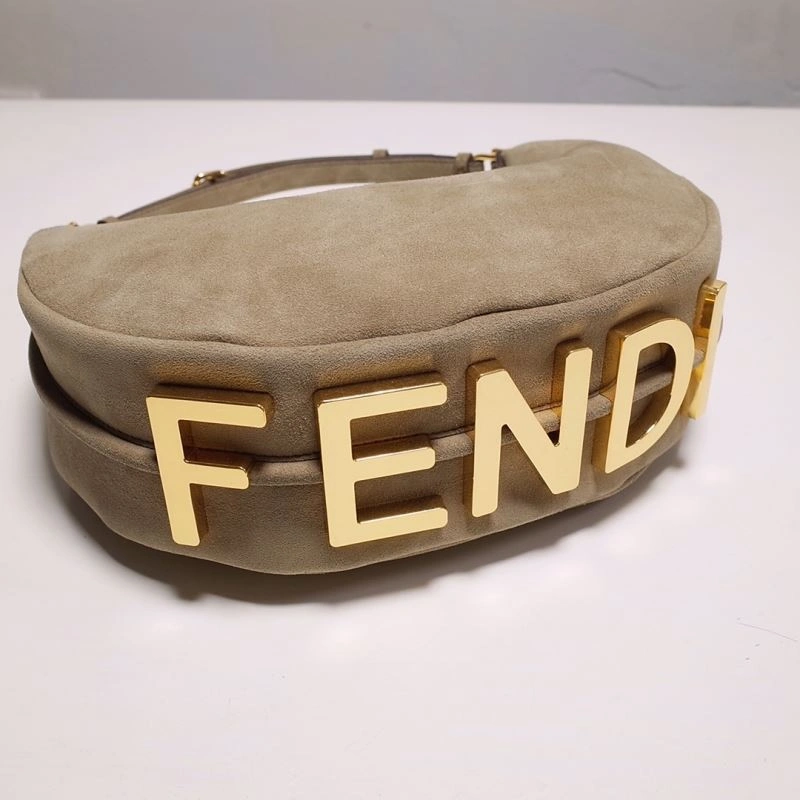 Resilient Fendi Hobo Bags 59446