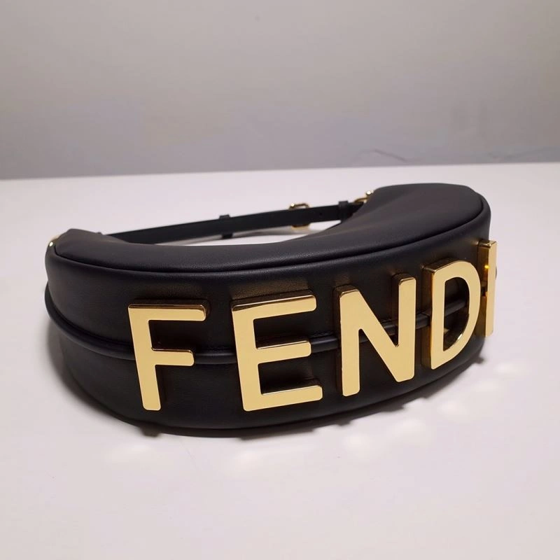 Fendi Hobo Bags OnTrend 59390
