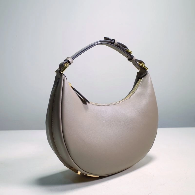 Fendi Hobo Bags Durable 59386