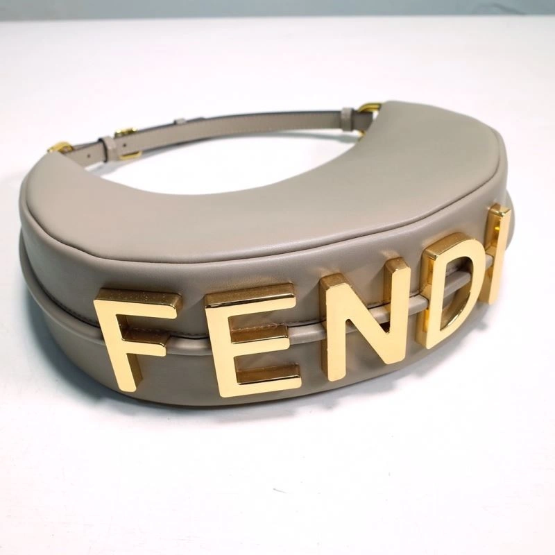 Fendi Hobo Bags Durable 59386