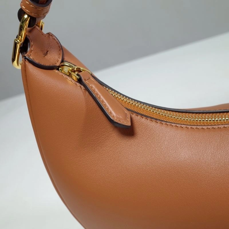 Chic Fendi Hobo Bags 59423