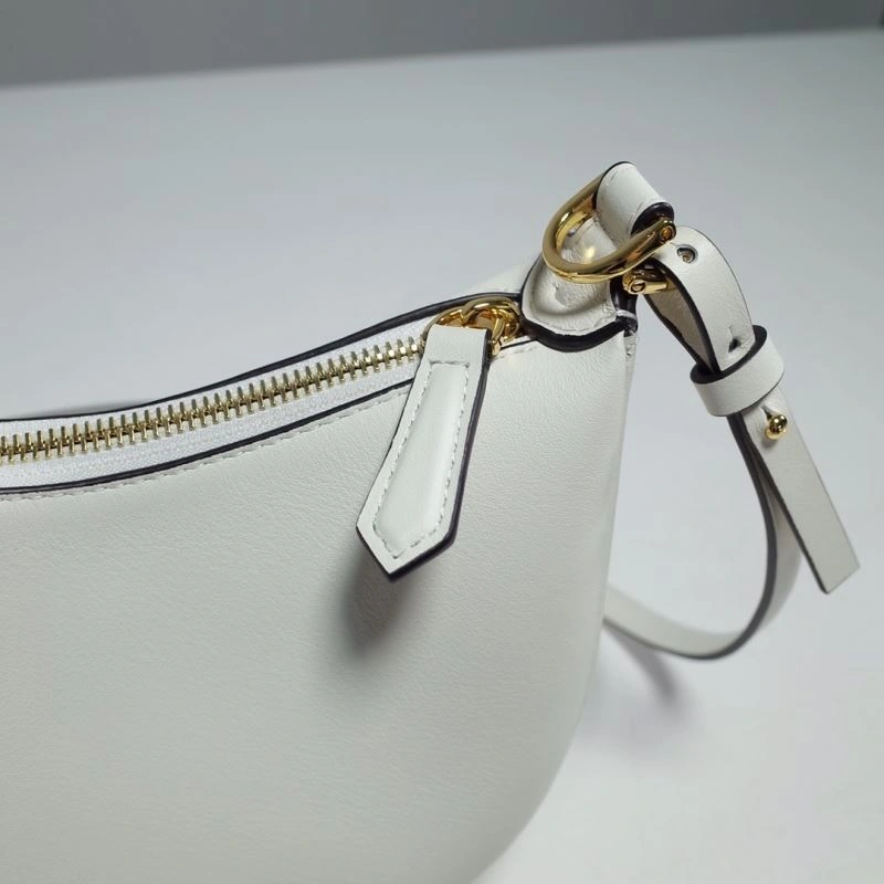 Fendi Hobo Bags EyeCatching 59415