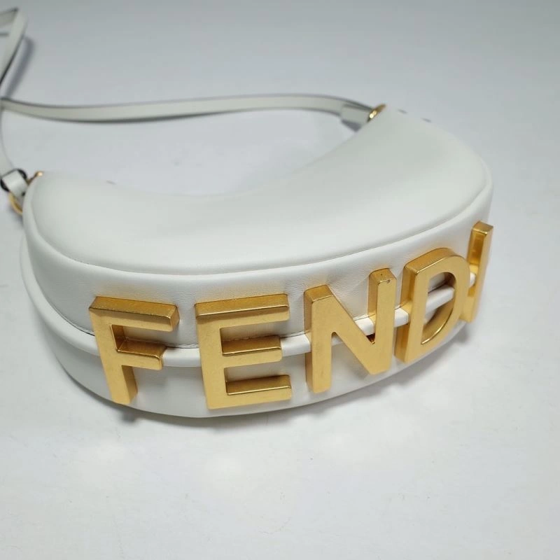 Fendi Hobo Bags EyeCatching 59415