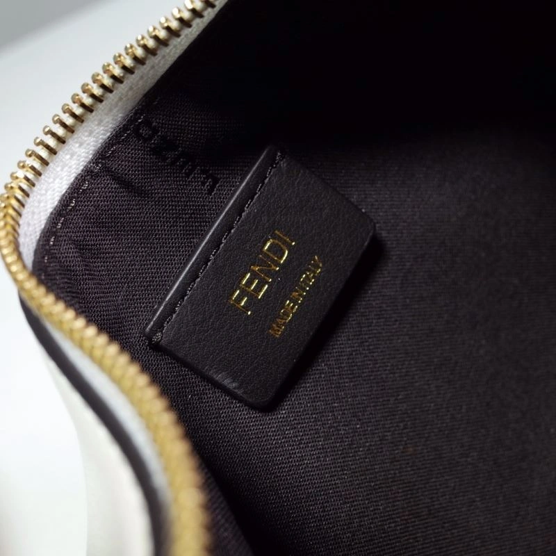 Fendi Hobo Bags EyeCatching 59415