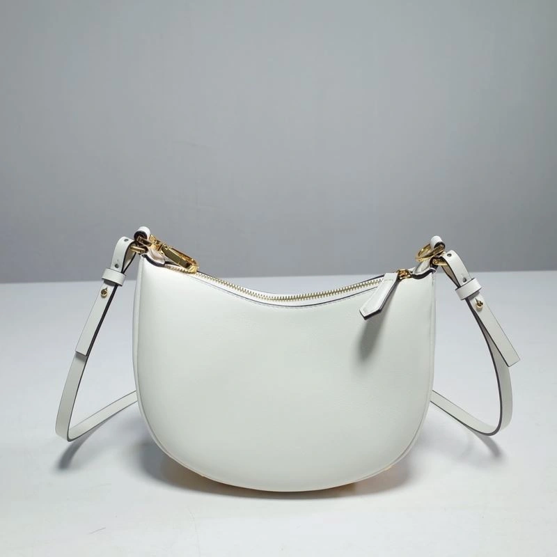 Fendi Hobo Bags EyeCatching 59415