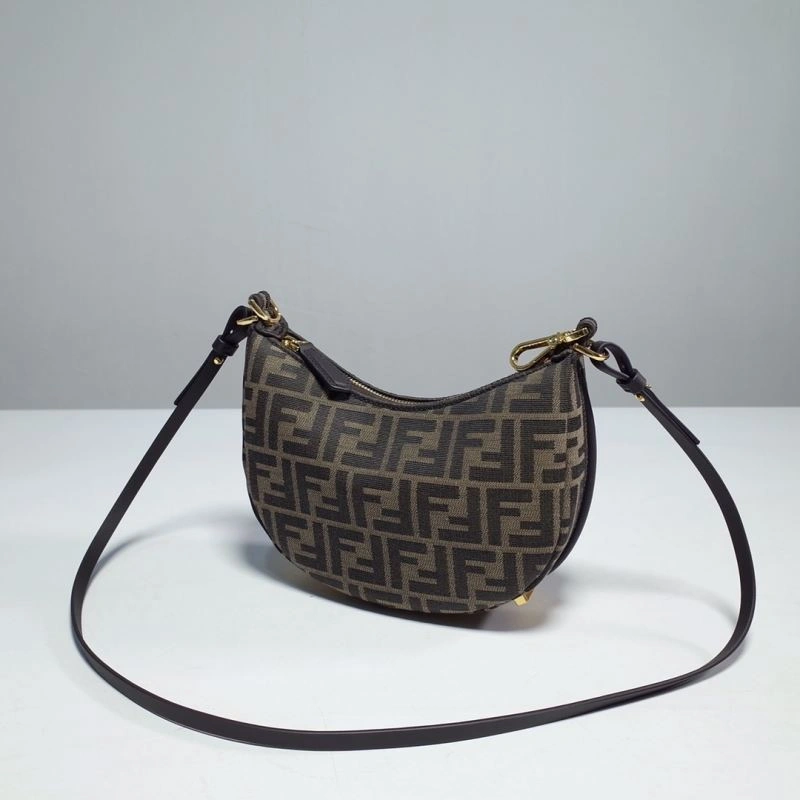 Effortless Fendi Hobo Bags 59378