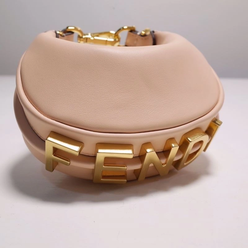 WrinkleFree Fendi Hobo Bags 59389