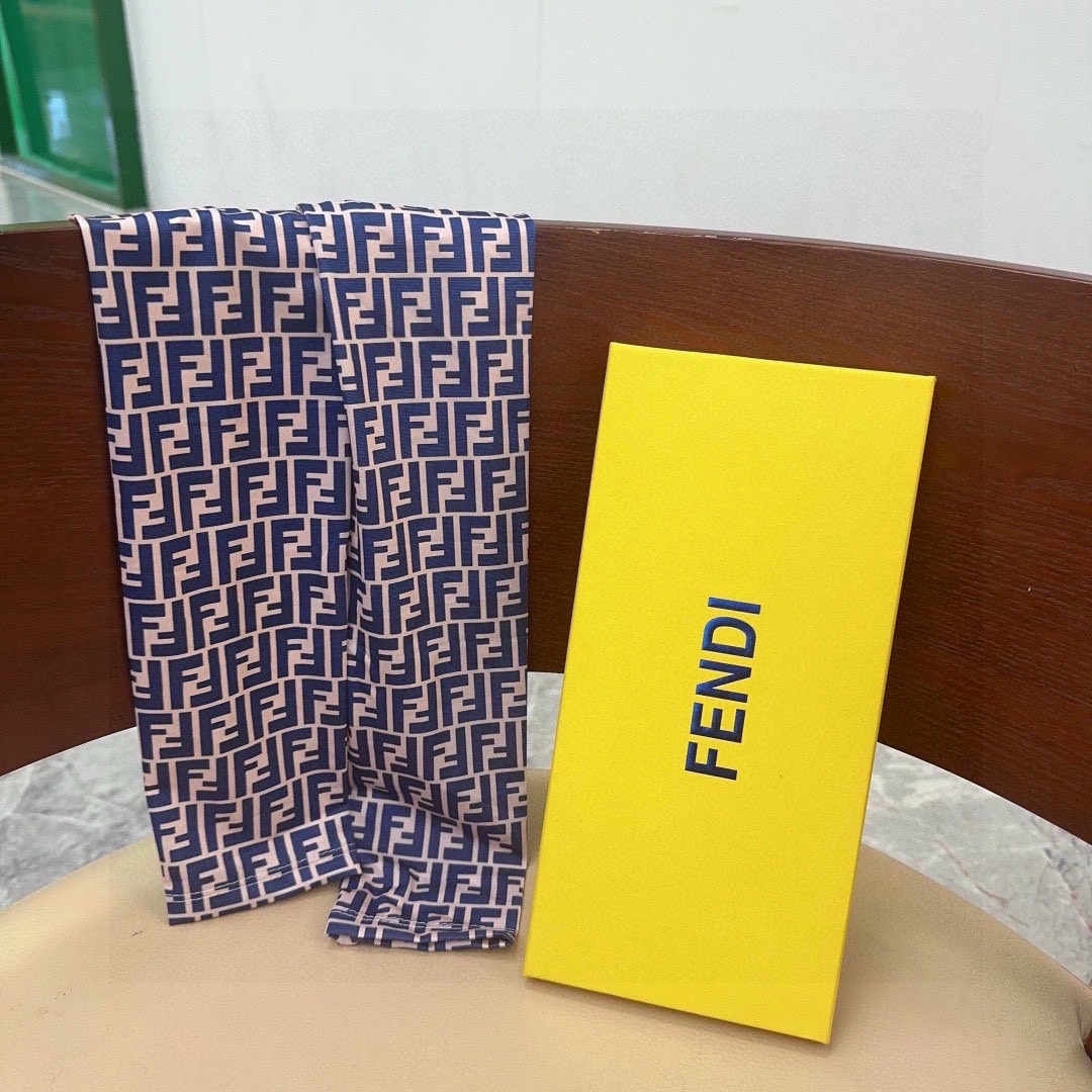 Seasonal Fendi Ice Silk Sleeves 264942