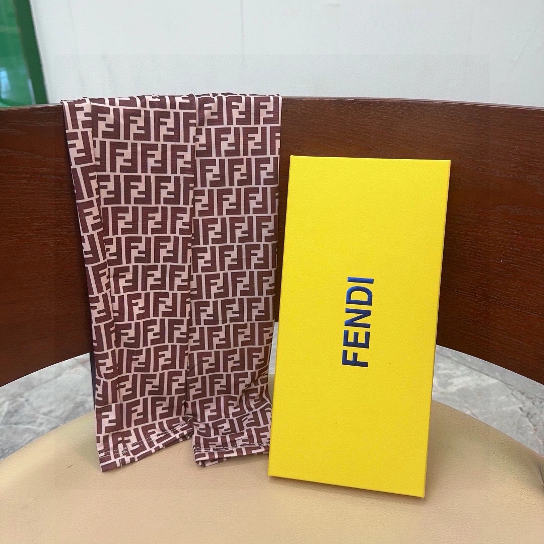 Fendi Ice Silk Sleeves Modern 264936