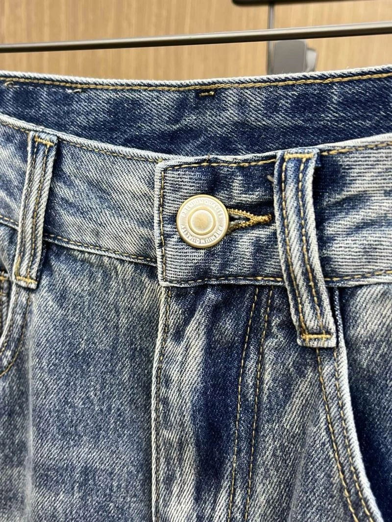 Sporty Fendi Jeans 120856
