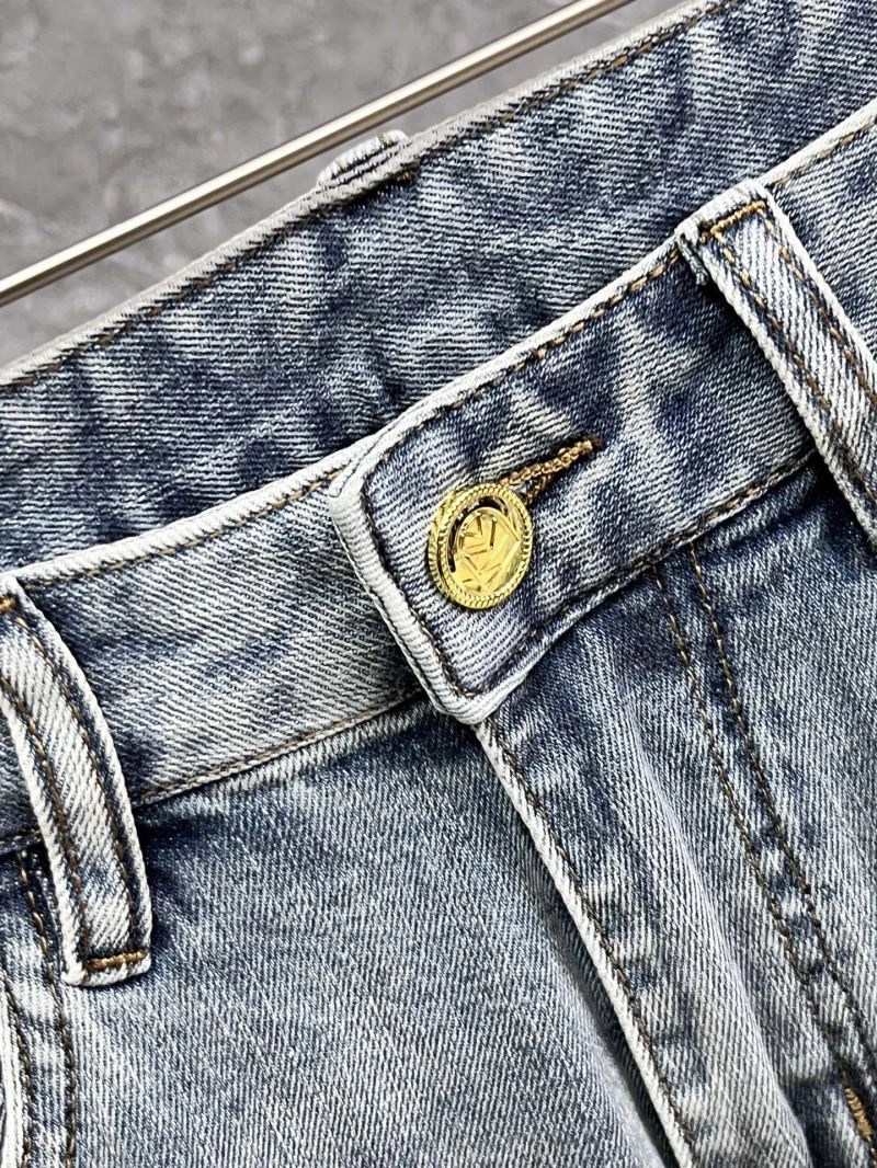 Trendsetting Fendi Jeans 122985