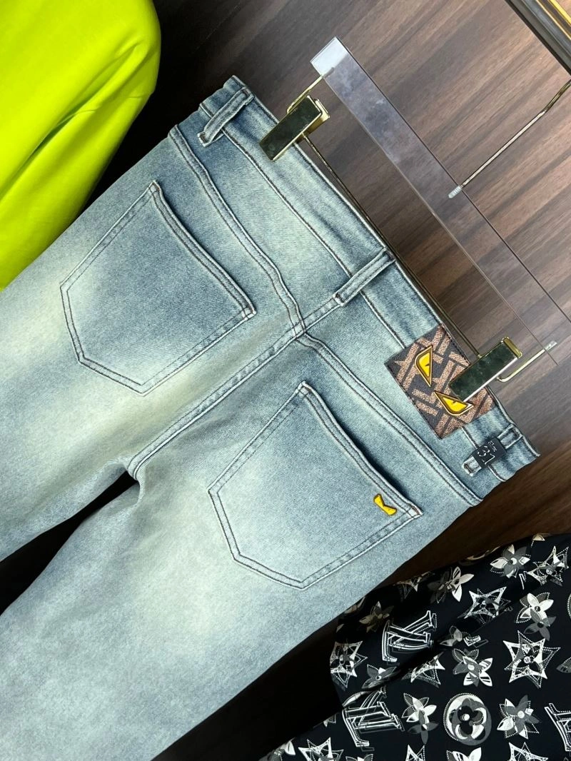 Sleek Fendi Jeans 122987