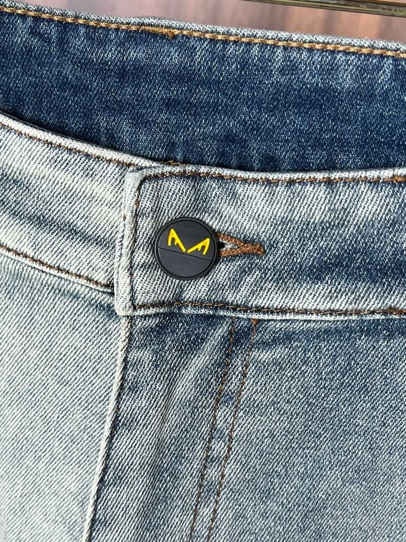 Sleek Fendi Jeans 122987
