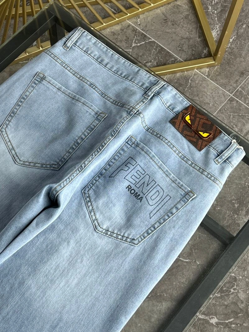 Fendi Jeans WellDesigned 122986